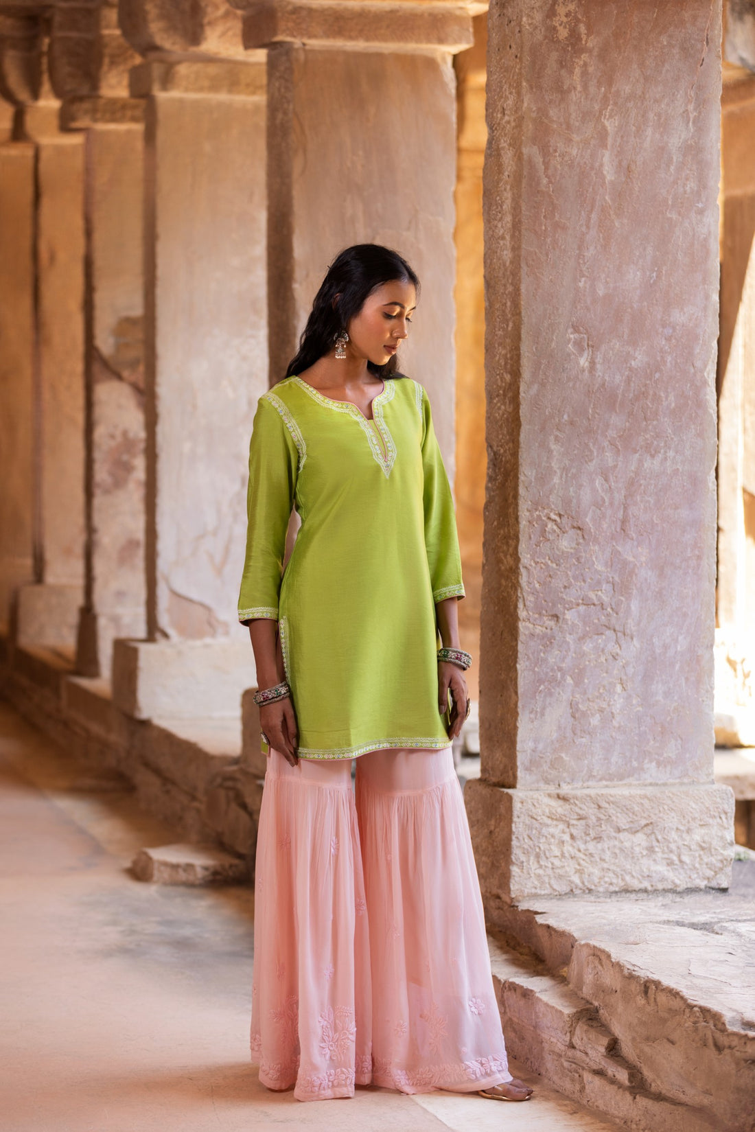 GREEN SHORT KURTI WITH SILK EMBROIDERY | SAADGI