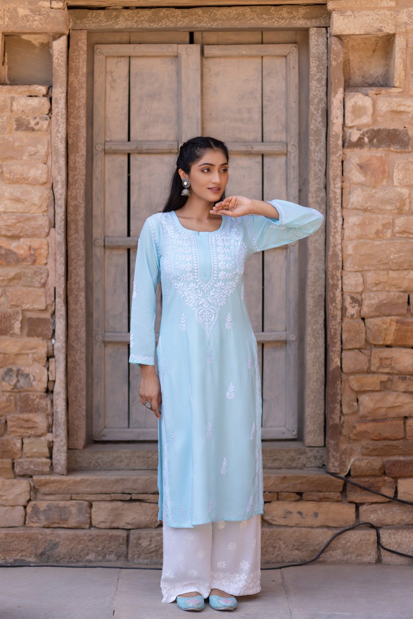 RAYON SHRAIGHT KURTI WITH CHIKANKARI | SAADGI