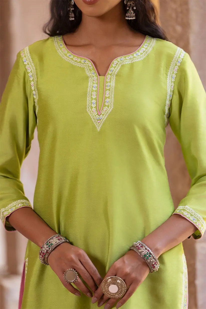 Green Short Kurti With Silk Embroidery | Saadgi The House of Indu