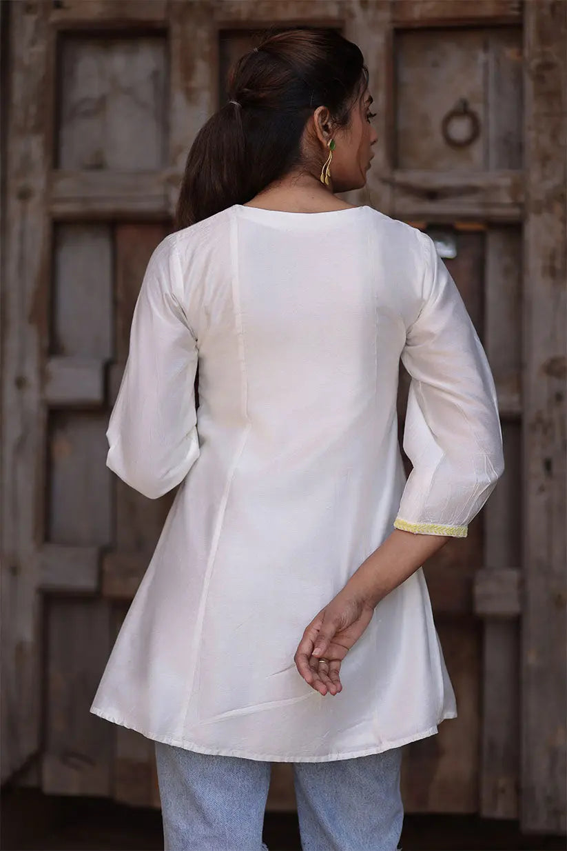 White Chanderi Short Kurti With Mirror Work And Embroidered Yoke | Saadgi The House of Indu