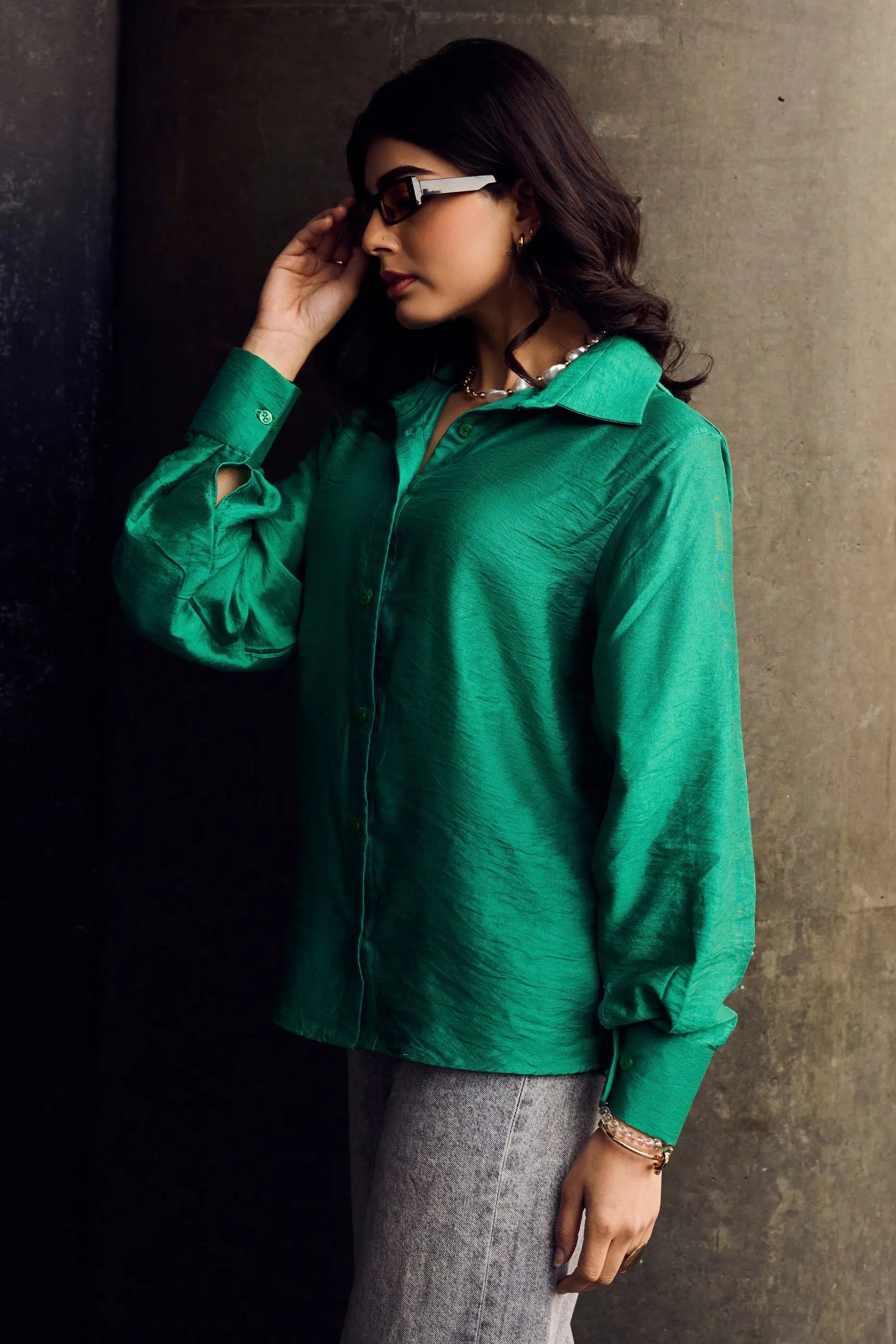 Women’s Dark Green Chanderi Full Sleeve Shirt Side Pose