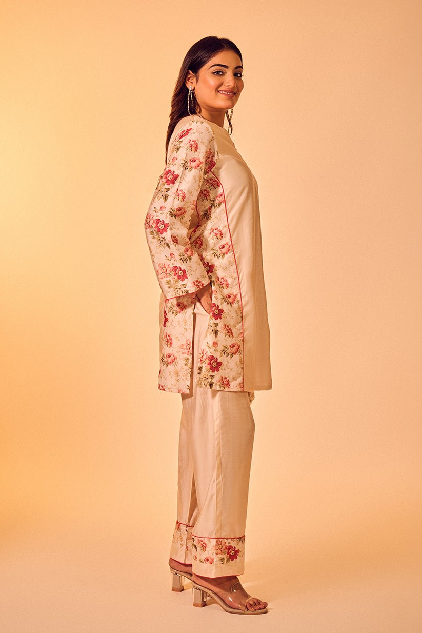 Ivory Floral Chanderi Kurta Pant Set - The House of Indu