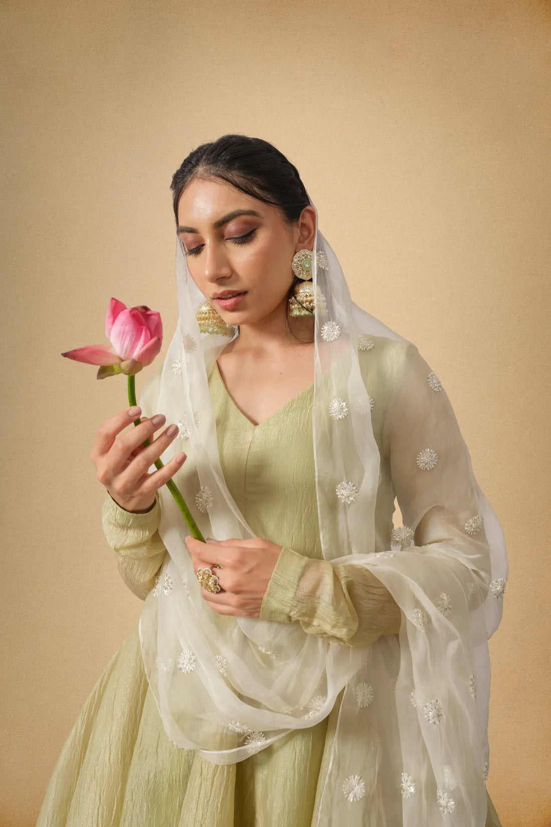 Olive green crushed tissue suit set with dupatta side view