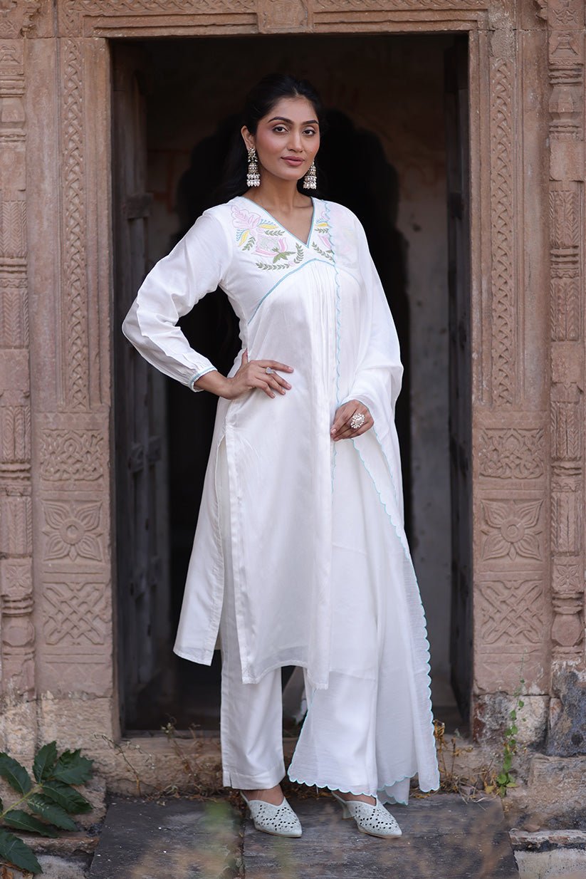 White Chanderi Hand Embroidered Yoke Kurta Set with Dupatta - The House of Indu